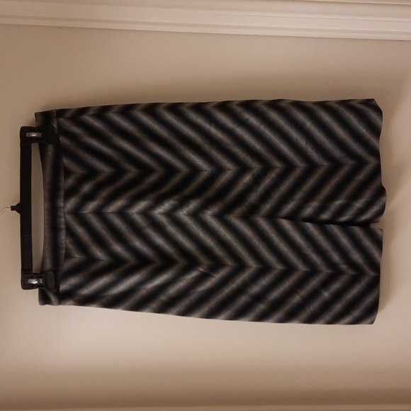 L.A.M.B. Black Stripe Pieced Chevron Skirt (flaws) - Picture 7 of 16